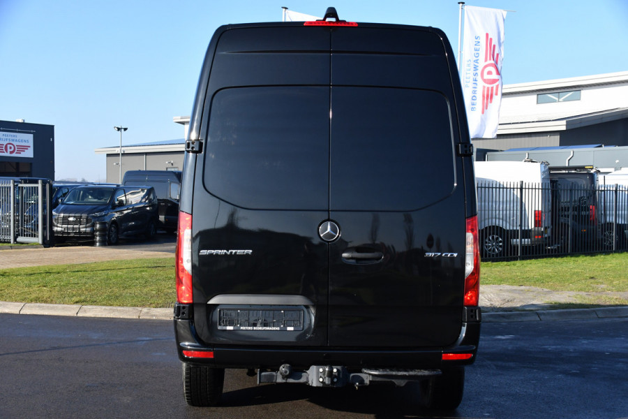 Mercedes-Benz Sprinter 317 1.9 CDI L2H2 RWD AMG Black Edition Camera, Cruise, 3500KG Trekhaak, Carplay, Automaat, 170PK, Standkachel, Multimedia, UNIEK!