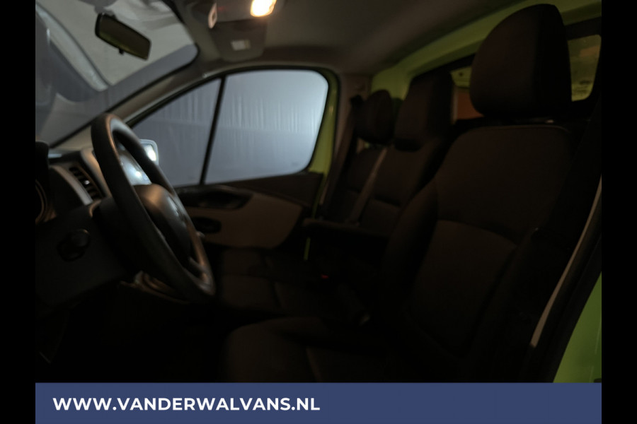 Renault Trafic 1.6 dCi L1H1 Euro6 Airco | Imperiaal | Navigatie | Trekhaak | Cruisecontrol | Parkeersensoren Bijrijdersbank