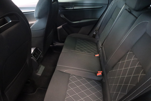 Škoda Karoq 1.5 TSI ACT Sportline Business Navigatie Schaal stoelen VCP