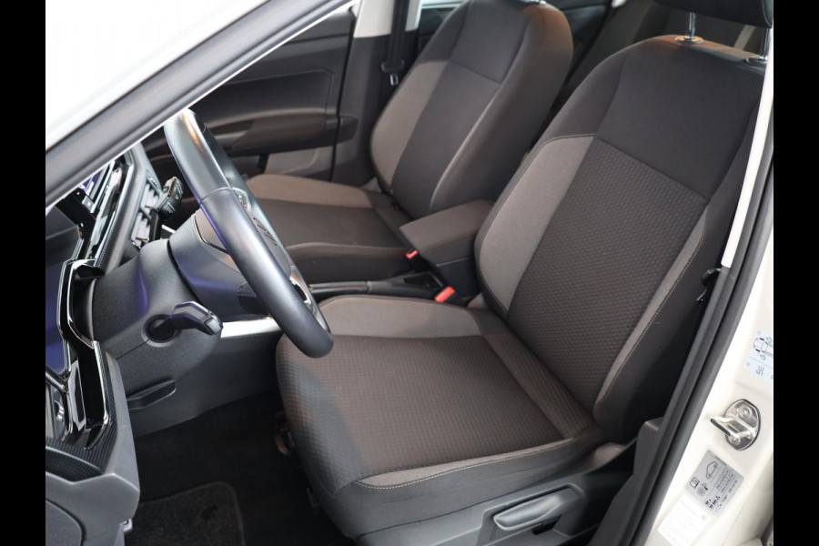 Volkswagen Polo 1.0 TSI Life Parksensors| Navi via APP| Parkeersensoren | LED| Adaptieve cruise control| Apple Carplay/Android Auto |Verlengde garantie