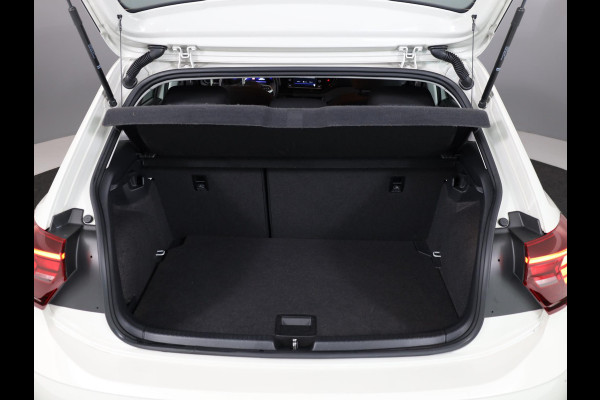 Volkswagen Polo 1.0 TSI Life Parksensors| Navi via APP| Parkeersensoren | LED| Adaptieve cruise control| Apple Carplay/Android Auto |Verlengde garantie