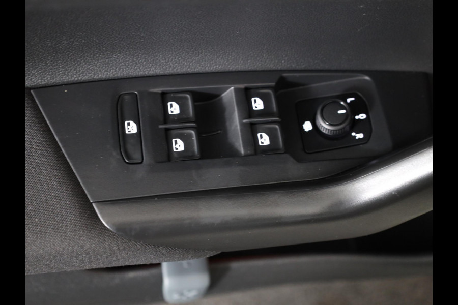 Volkswagen Polo 1.0 TSI Life Parksensors| Navi via APP| Parkeersensoren | LED| Adaptieve cruise control| Apple Carplay/Android Auto |Verlengde garantie