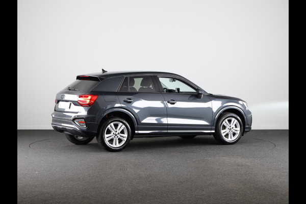 Audi Q2 35 TFSI Advanced edition adaptive cruise control, assistentiepakket parking, optiek pakket zwart Plus