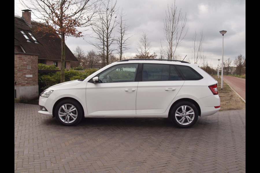 Škoda Fabia Combi 1.0 TSI Style | Automaat | Cruise Control | Trekhaak | Parkeersensoren |