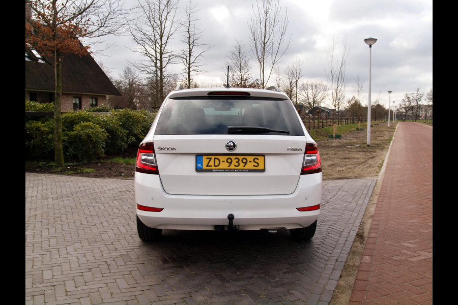 Škoda Fabia Combi 1.0 TSI Style | Automaat | Cruise Control | Trekhaak | Parkeersensoren |