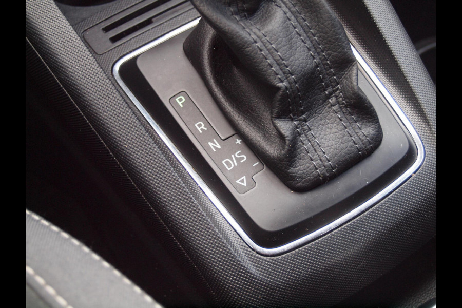 Škoda Fabia Combi 1.0 TSI Style | Automaat | Cruise Control | Trekhaak | Parkeersensoren |