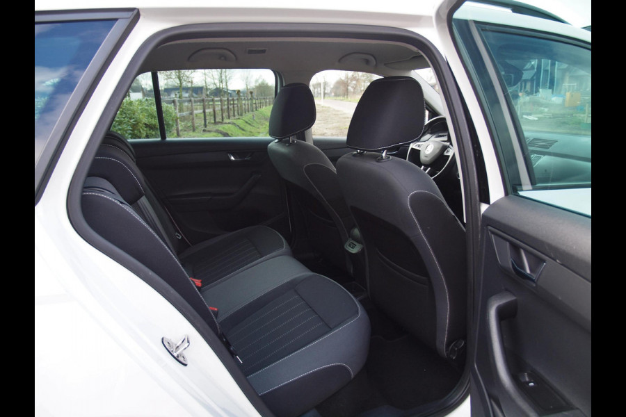 Škoda Fabia Combi 1.0 TSI Style | Automaat | Cruise Control | Trekhaak | Parkeersensoren |