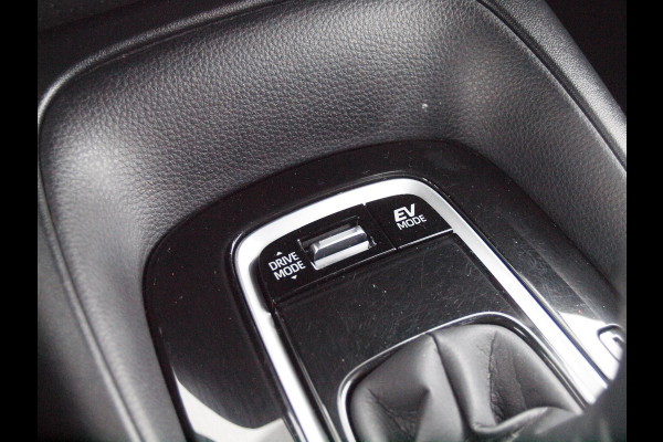 Toyota Corolla Touring Sports 1.8 Hybrid Business | Camera | Apple Carplay | Cruise Control | Dealeronderhouden |