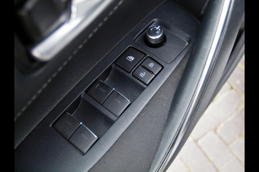 Toyota Corolla Touring Sports 1.8 Hybrid Business | Camera | Apple Carplay | Cruise Control | Dealeronderhouden |