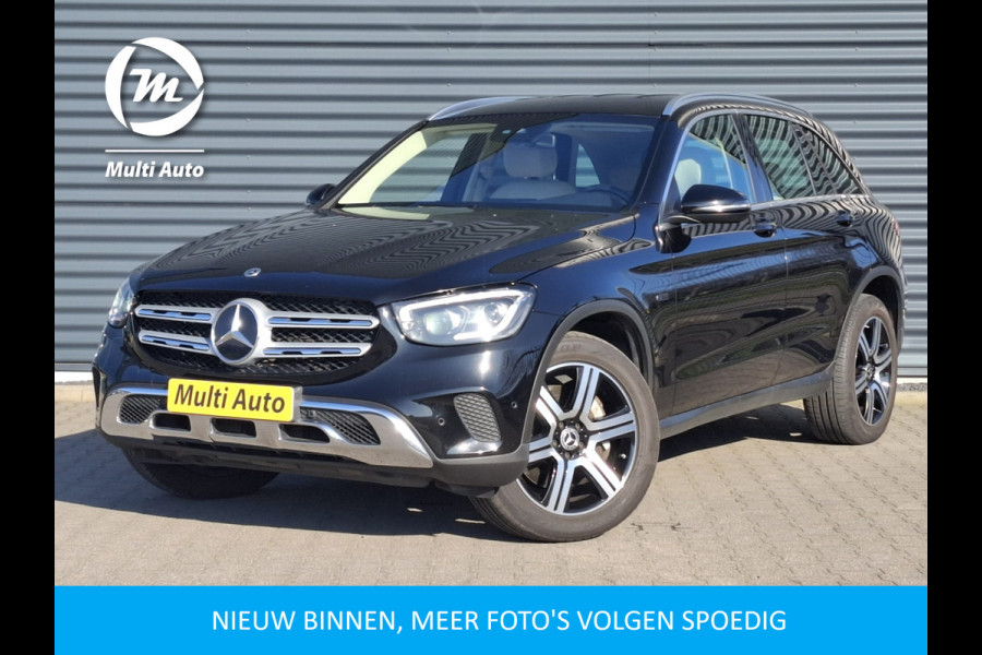 Mercedes-Benz GLC 300e 4MATIC Premium Plug in Hybrid 320pk PHEV | Adaptive Cruise | Apple Carplay | Lederen Sportstoelen | Camera | L.M. 19" | Sfeerverlichting | Multi Beam LED | Stoelverwarming | DAB | Navigatie |