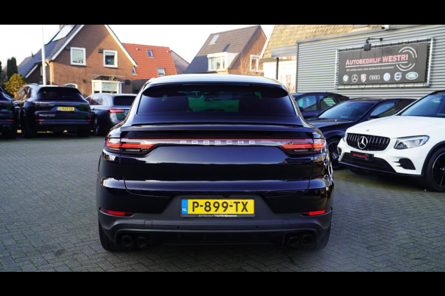 Porsche Cayenne Coupé 3.0 E-Hybrid | Panorama | Luchtvering | Porsche Active Save | Massage | 21 inch | Adaptieve Cruise | Carbon