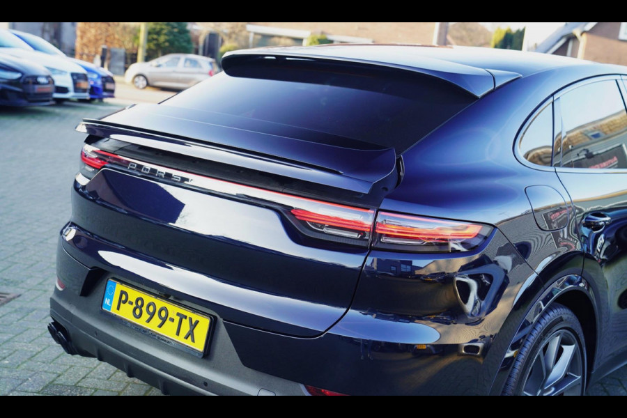 Porsche Cayenne Coupé 3.0 E-Hybrid | Panorama | Luchtvering | Porsche Active Save | Massage | 21 inch | Adaptieve Cruise | Carbon