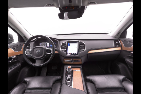 Volvo XC90 T8 Recharge AWD Inscription Plug In Hybrid 7 Persoons PHEV | Panodak | Trekhaak af Fabriek | Adaptive Cruise | Keyless | Carplay | Stuurverwarming | Electrische Sportstoelen met Geheugen |