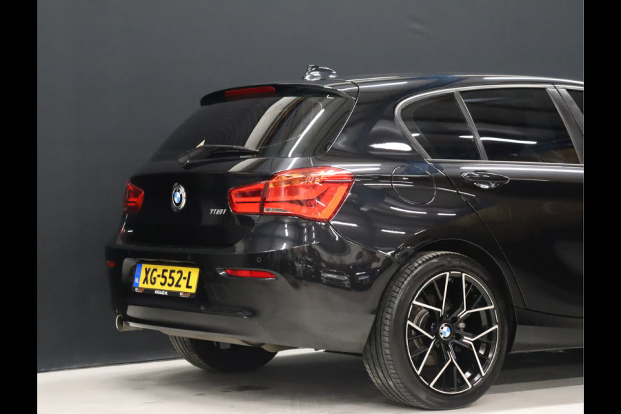 BMW 1-serie 118i M Sport [SCHUIFKANTELDAK, M-STUUR, VOL LEDER, PDC, CRUISE CONTROL, LED, NAVIGATIE, NIEUWSTAAT]