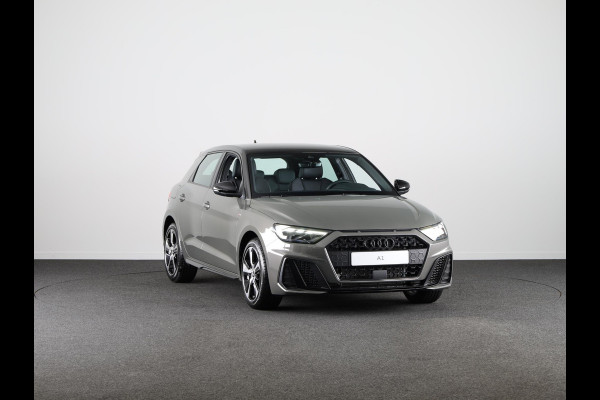 Audi A1 Sportback 25 TFSI S edition MMi navigatie Plus, optiekpakket zwart plus, Audi Soundsysteem, contrastpakket