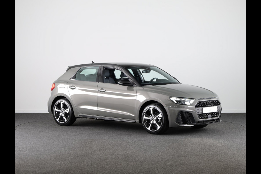 Audi A1 Sportback 25 TFSI S edition MMi navigatie Plus, optiekpakket zwart plus, Audi Soundsysteem, contrastpakket