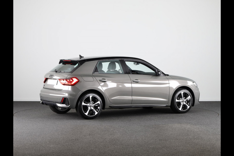Audi A1 Sportback 25 TFSI S edition MMi navigatie Plus, optiekpakket zwart plus, Audi Soundsysteem, contrastpakket