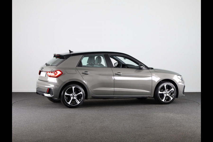 Audi A1 Sportback 25 TFSI S edition MMi navigatie Plus, optiekpakket zwart plus, Audi Soundsysteem, contrastpakket