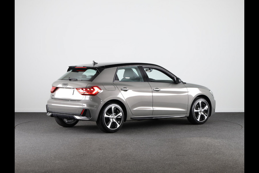 Audi A1 Sportback 25 TFSI S edition MMi navigatie Plus, optiekpakket zwart plus, Audi Soundsysteem, contrastpakket