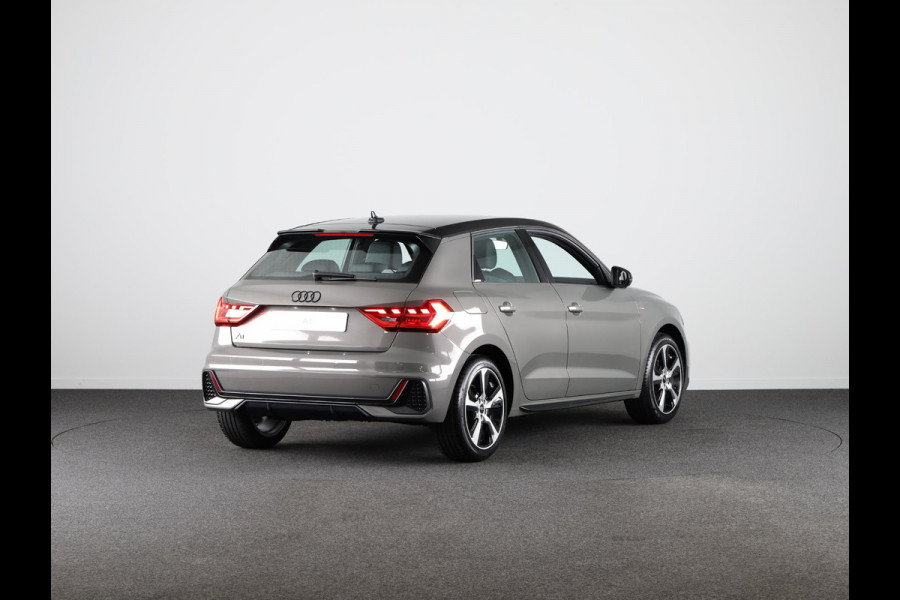 Audi A1 Sportback 25 TFSI S edition MMi navigatie Plus, optiekpakket zwart plus, Audi Soundsysteem, contrastpakket