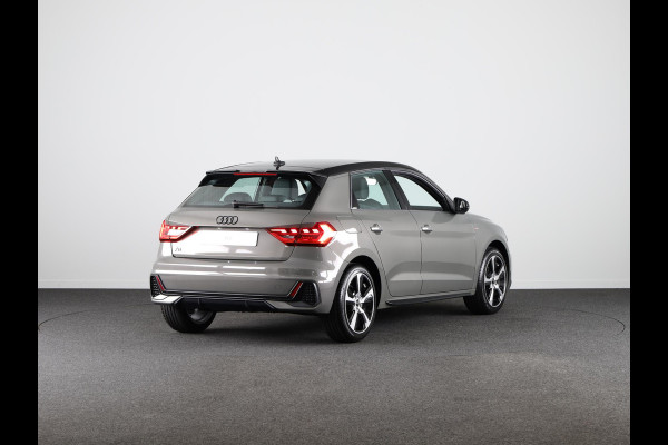 Audi A1 Sportback 25 TFSI S edition MMi navigatie Plus, optiekpakket zwart plus, Audi Soundsysteem, contrastpakket
