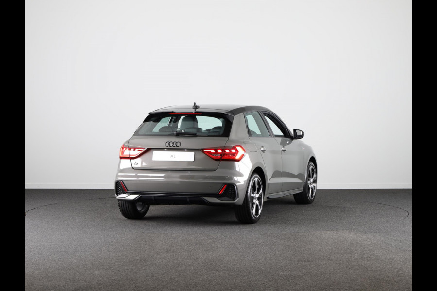 Audi A1 Sportback 25 TFSI S edition MMi navigatie Plus, optiekpakket zwart plus, Audi Soundsysteem, contrastpakket
