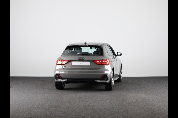 Audi A1 Sportback 25 TFSI S edition MMi navigatie Plus, optiekpakket zwart plus, Audi Soundsysteem, contrastpakket