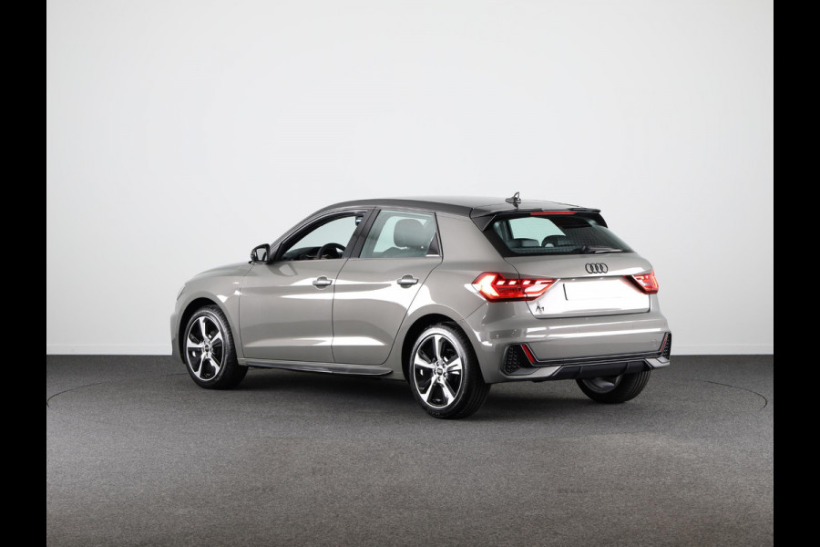 Audi A1 Sportback 25 TFSI S edition MMi navigatie Plus, optiekpakket zwart plus, Audi Soundsysteem, contrastpakket