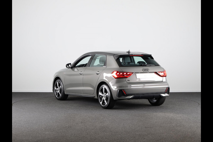 Audi A1 Sportback 25 TFSI S edition MMi navigatie Plus, optiekpakket zwart plus, Audi Soundsysteem, contrastpakket