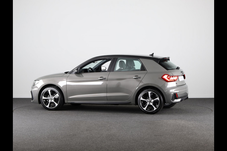 Audi A1 Sportback 25 TFSI S edition MMi navigatie Plus, optiekpakket zwart plus, Audi Soundsysteem, contrastpakket