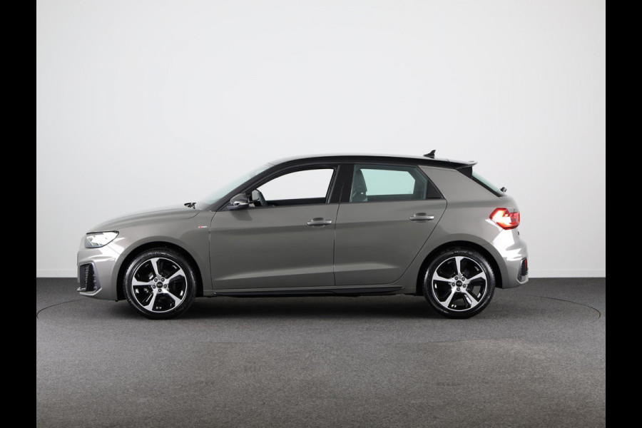 Audi A1 Sportback 25 TFSI S edition MMi navigatie Plus, optiekpakket zwart plus, Audi Soundsysteem, contrastpakket
