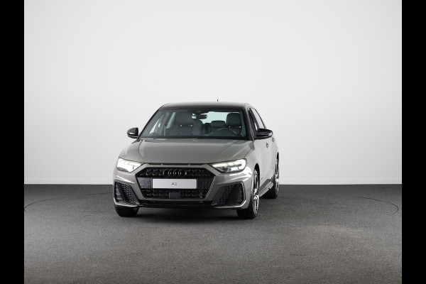Audi A1 Sportback 25 TFSI S edition MMi navigatie Plus, optiekpakket zwart plus, Audi Soundsysteem, contrastpakket