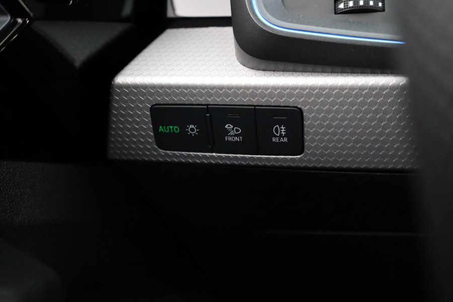 Audi A1 Sportback 25 TFSI S edition MMi navigatie Plus, optiekpakket zwart plus, Audi Soundsysteem, contrastpakket
