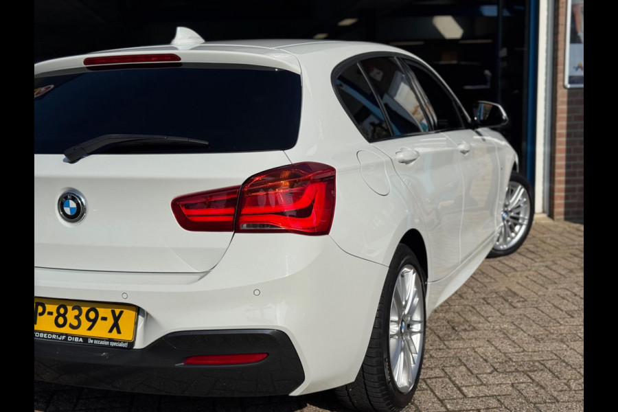 BMW 1-serie 118i Executive 2018 NAVI CLIMA LM NAP