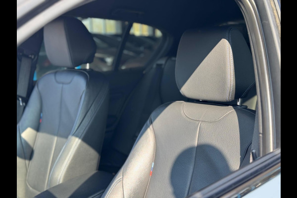 BMW 1-serie 118i Executive 2018 NAVI CLIMA LM NAP