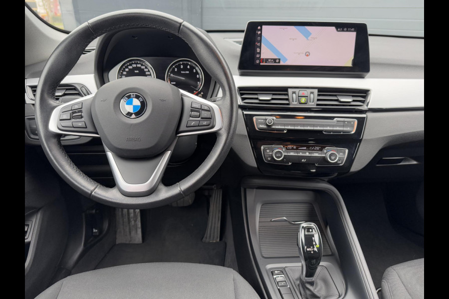 BMW X1 sDrive18i Executive Edition 2e Eigenaar,Navi,Clima,Cruise,PDC,Trekhaak,Weinig KM,Dealer Onderhouden,N.A.P,APK tot 11-2025