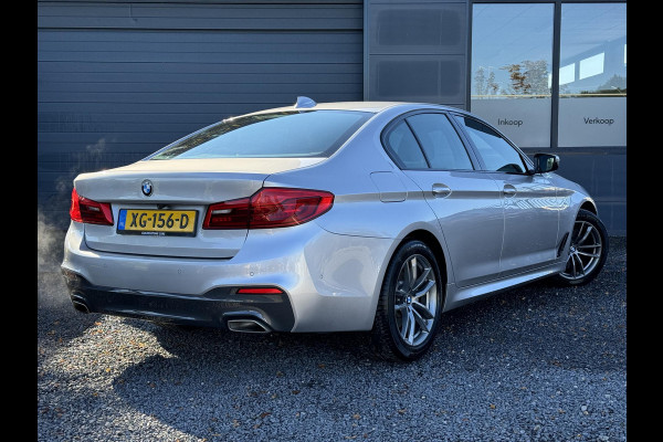 BMW 5 Serie 520i High Executive M-Pakket Alcantara,Navi,Camera,Cruise,Clima,2e Eigenaar,N.A.P,BTW Auto,184pk,Nieuwe Apk bij Aflevering