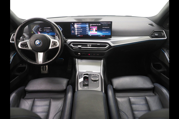 BMW 3 Serie Touring 330e M-Sport LCI | M-Sportstoelen | Panoramadak | Harman/Kardon | Adaptive Cruise | Keyless