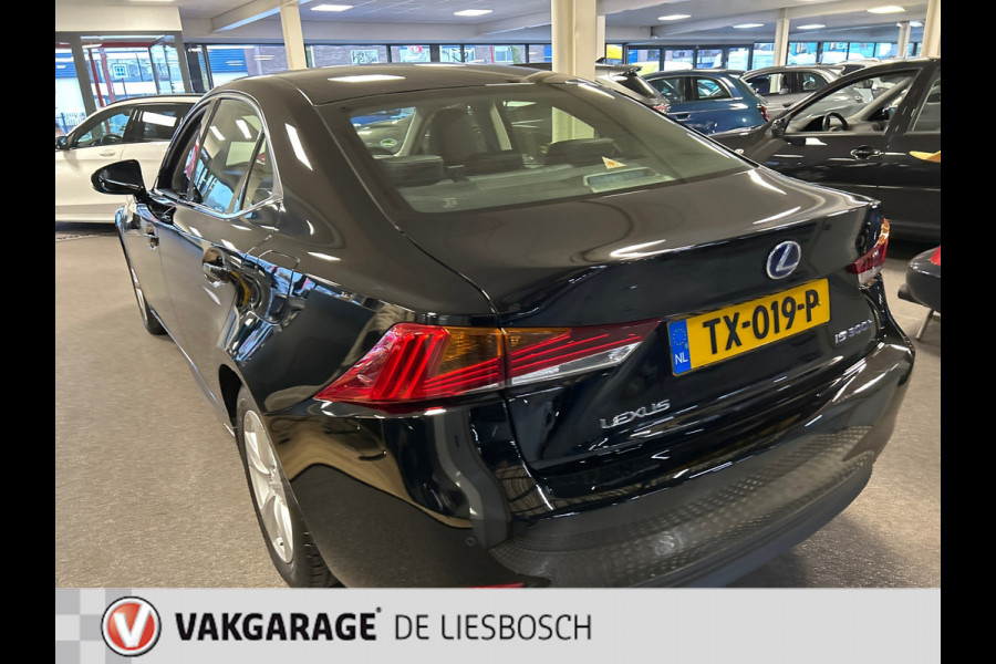 Lexus IS 300h Hybrid / Automaat / navi / boeken / origineel Ned zeer nette staat