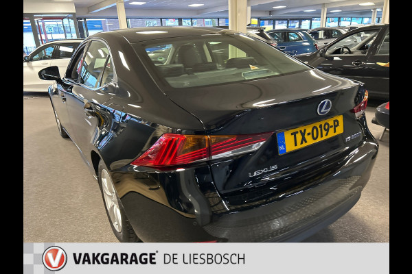 Lexus IS 300h Hybrid / Automaat / navi / boeken / origineel Ned zeer nette staat