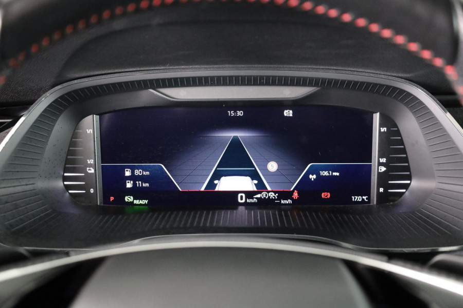 Škoda Octavia Combi 1.4 TSI RS iV PHEV Business 245pk | Head Up display | Verwarmbare voorstoelen | Matrix koplampen | Verwarmbare voorruit