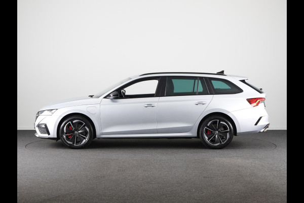 Škoda Octavia Combi 1.4 TSI RS iV PHEV Business 245pk | Head Up display | Verwarmbare voorstoelen | Matrix koplampen | Verwarmbare voorruit