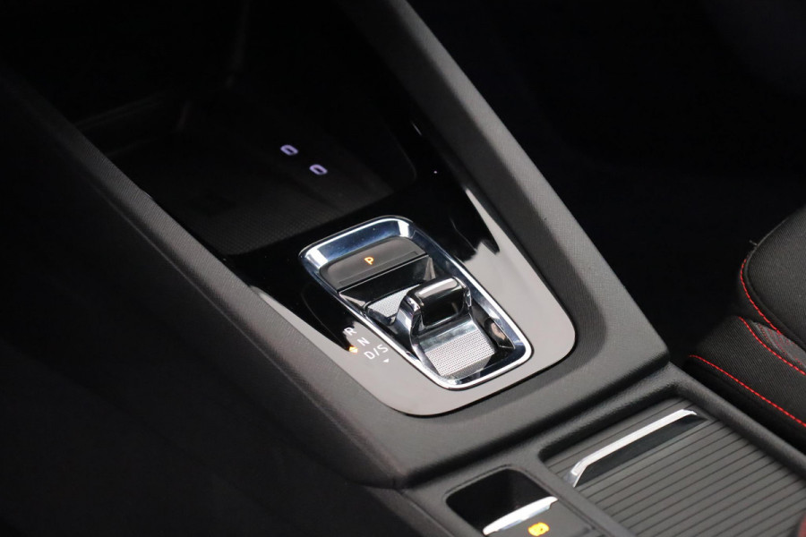 Škoda Octavia Combi 1.4 TSI RS iV PHEV Business 245pk | Head Up display | Verwarmbare voorstoelen | Matrix koplampen | Verwarmbare voorruit