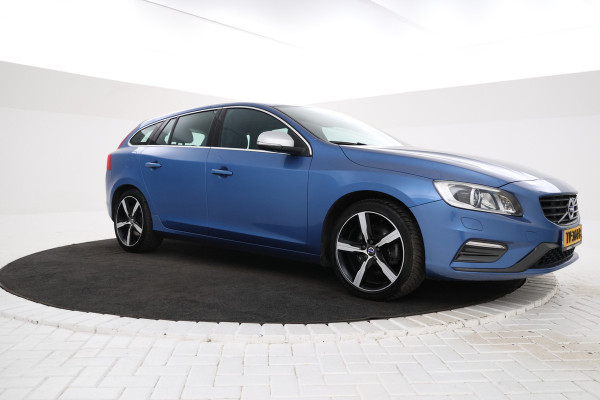 Volvo V60 2.0 T4 R-Design 190Pk Automaat, Navigatie, Trekhaak, Climate,