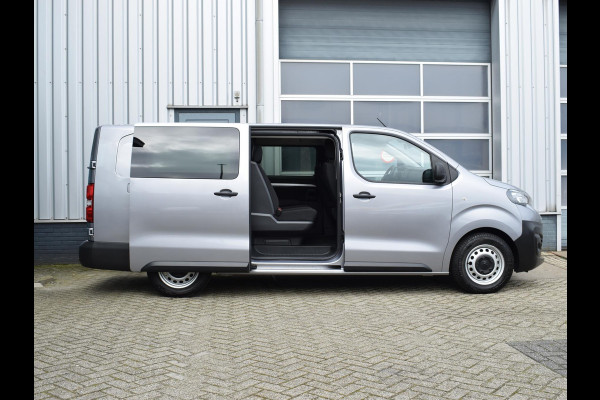 Peugeot e-Expert EV L3 DC 75 kWh PARKEERSENSOREN | NAVIGATIE | CARPLAY | E.C.C. | 1.973km