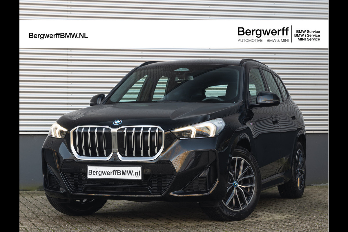 BMW X1 xDrive25e M-Sport - Stoelverwarming - Camera - Adaptive LED