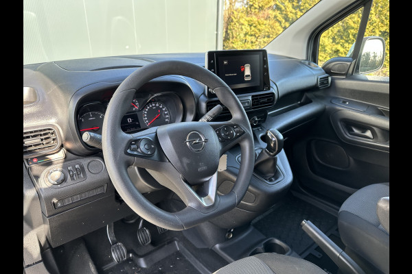 Opel Combo 1.6D 100 PK / L2H1 / 1e EIG. / INRICHTING / TREKHAAK / NAVI / AIRCO / CRUISE / CARPLAY