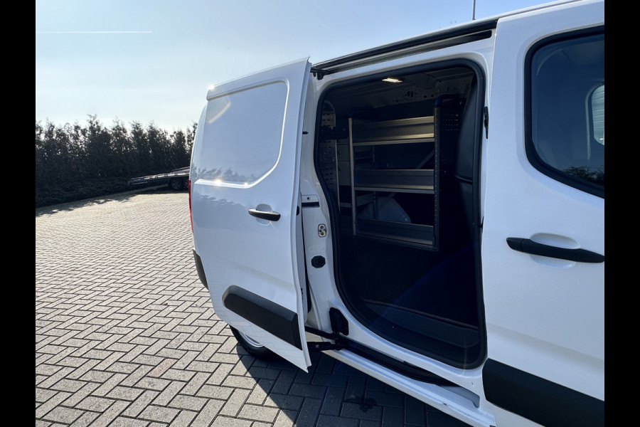 Opel Combo 1.6D 100 PK / L2H1 / 1e EIG. / INRICHTING / TREKHAAK / NAVI / AIRCO / CRUISE / CARPLAY