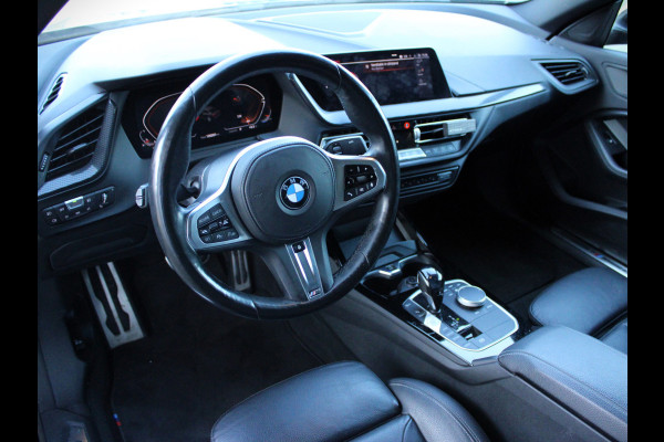 BMW 2 Serie Gran Coupé 218i High Executive NL AUTO | PANO | LEDER | STUURWIELVERW | CAMERA |