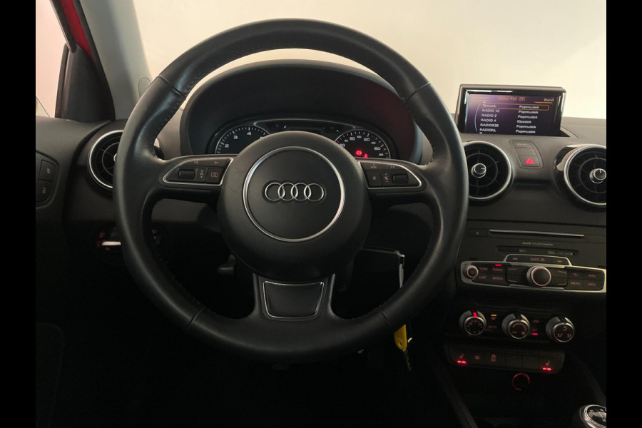 Audi A1 SPORTBACK 1.0 TFSI Advance Sport S-Line AIRCO NAVI BLUETOOTH STOELVERW PDC VELGEN ZWART DAK NIEUWSTAAT